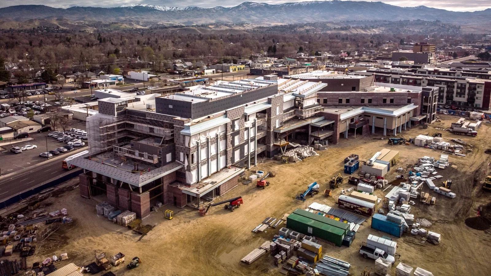 St. Luke’s Center for Orthopedics & Sports Medicine